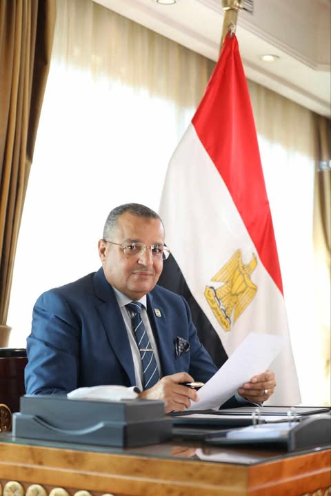 محافظ جنوب سيناء يوجه بإزالة لافتة استجابة لمواطنة
