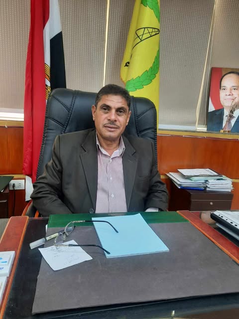 رئيس مجلس مدينة العريش لرؤساء الأحياء: عملكم ميداني ومعالجة سريعه للمشاكل