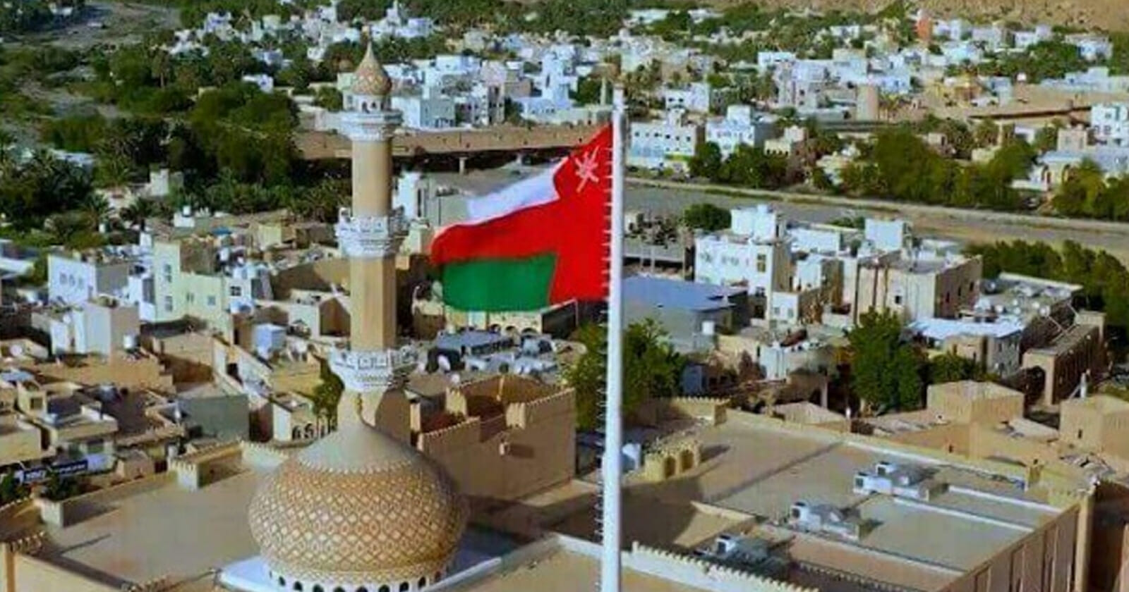 سلطنة عمان: القصف الأمريكي لإيران انتهاك للقانون ويهدد بتوسيع نطاق الحرب