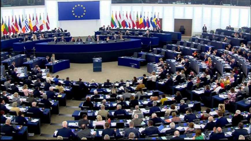 البرلمان الأوروبي يطالب بتصنيف الحرس الثوري الإيراني منظمة إرهابية