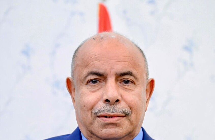 محافظ حضرموت: قوات الانتقالي بمطار الريان رفضت الخروج وتم القضاء عليها