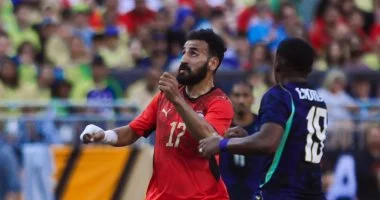 مهند لاشين يعود للتشكيل الأساسى لمنتخب مصر أمام الأرجنتين فى كأس العالم