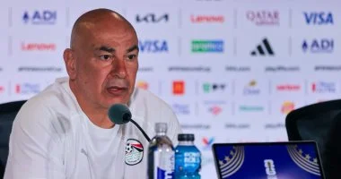 حسام حسن يكثف جلساته التحفيزية مع اللاعبين قبل لقاء استراليا