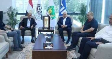 شوقى غريب يبدأ مهامه ..اجتماع بين الجبلاية والرابطة لمناقشة أجندة الموسم الجديد