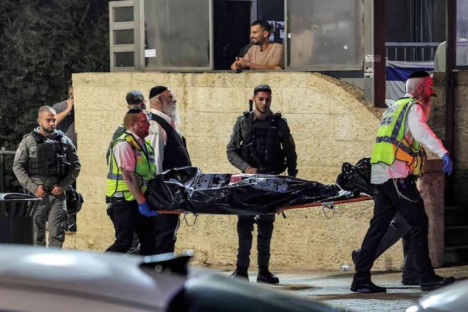 إعلام إسرائيلي: مقتل منفذ محاولة الطعن في اللد برصاص قوات الشرطة