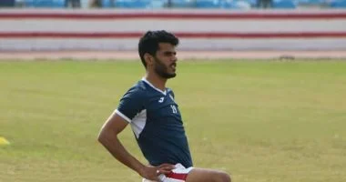 أبو قير للأسمدة يتعاقد مع عماد فتحي لاعب سموحة والزمالك السابق