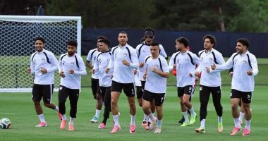 مشوار مصر وأستراليا في دور المجموعات قبل موقعة دور الـ32 لكأس العالم