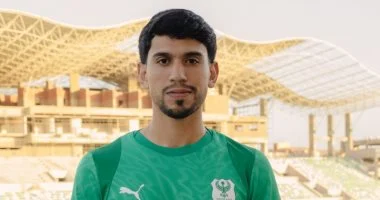 رسميًا.. المصري يتعاقد مع محمد شكري لاعب الأهلي لأربعة مواسم