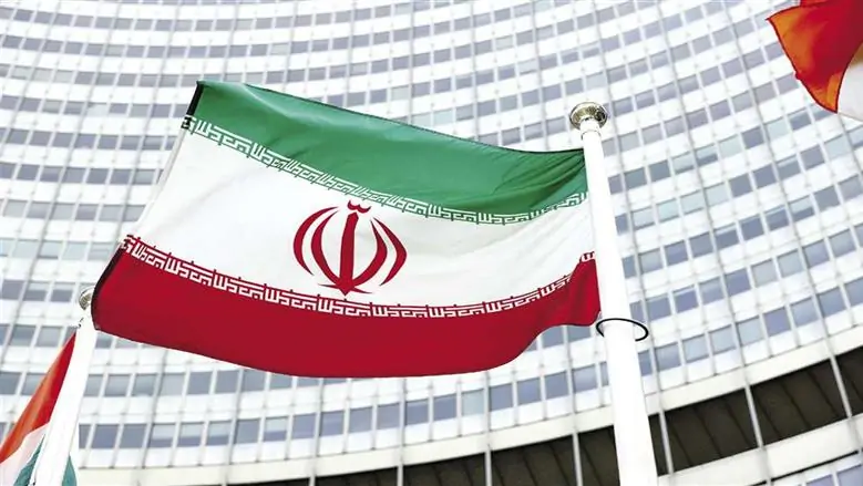 إيران: متمسكون بحقنا في إدارة مضيق هرمز