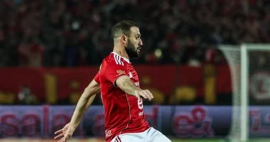 عمر كمال يقترب من البقاء فى الأهلى بعد نيل ثقة عموتة