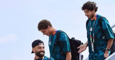 وصول بعثة منتخب مصر إلى أتلانتا استعدادا لمواجهة الأرجنتين.. صور