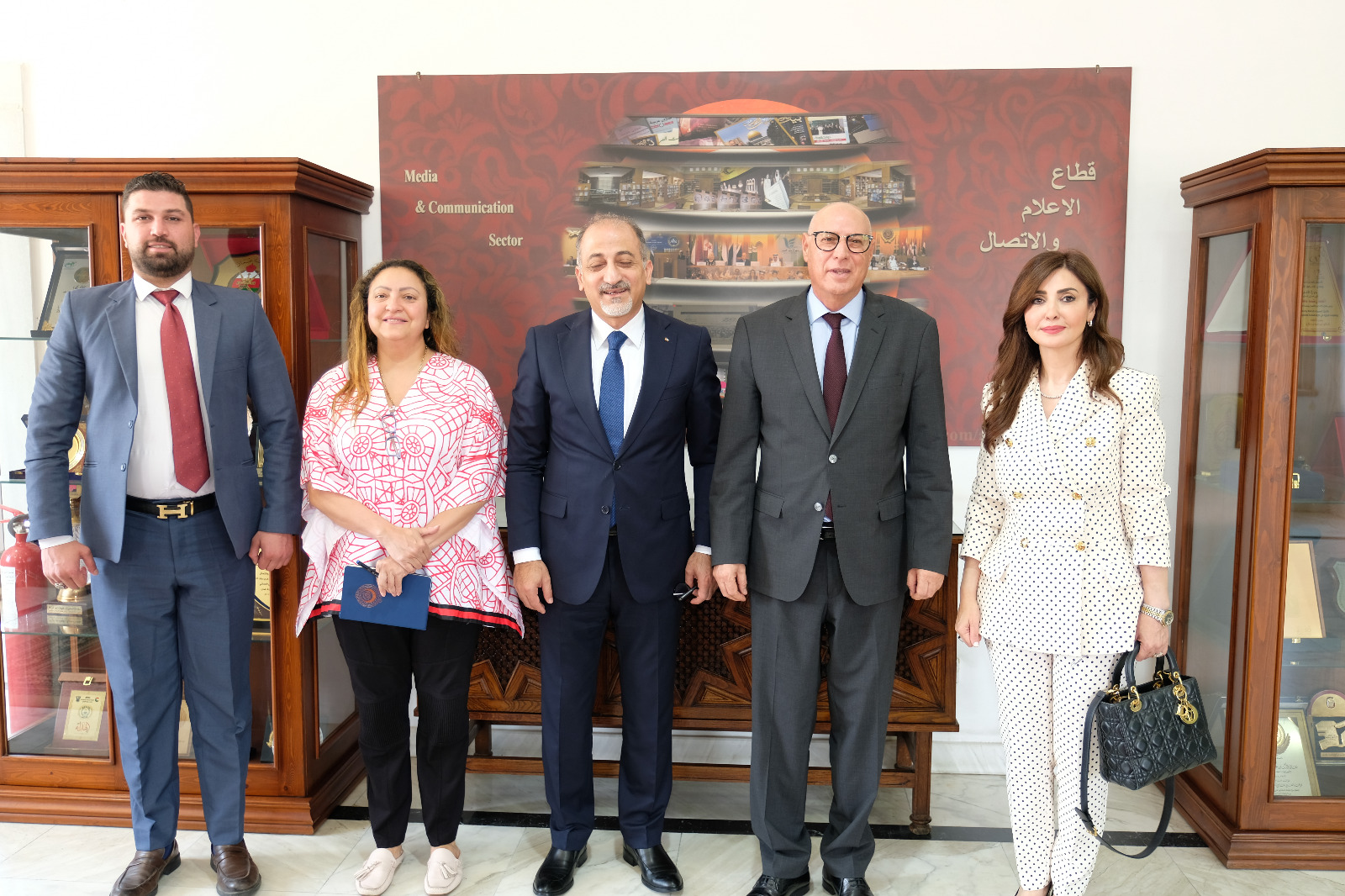 لقاء رئيس قطاع الإعلام والاتصال مع المندوب الدائم لدولة فلسطين