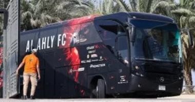 الأهلي يصل ملعب برج العرب لمواجهة المصري في ختام مرحلة التتويج للدوري