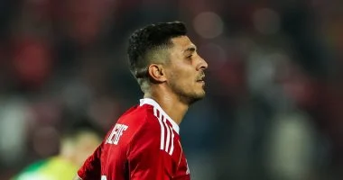 الأهلى يستقر على تسويق محمد شريف.. ويترقب عروضا محلية لحسم مستقبله