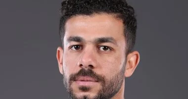 المصري يجدد تعاقد الظهير الأيسر عمرو سعداوي لنهاية موسم 2028/2027