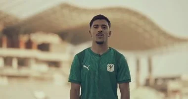 رسمياً.. المصري يعلن تعاقده مع الجزائري خير الدين طوال