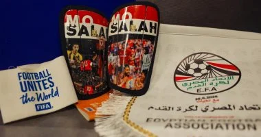 مصحف عبد المنعم وعائلة صلاح إمام.. أبرز لقطات لاعبي المنتخب من غرفة الملابس